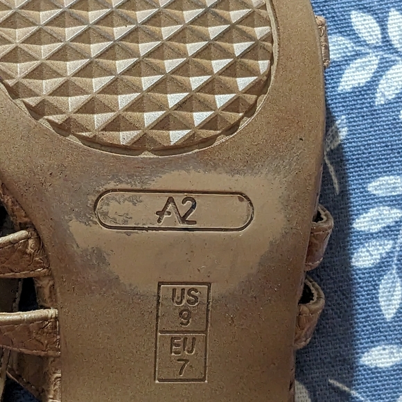 Gorgeous A2 by Aerosoles "HEELREST" SANDALS - Picture 8 of 8